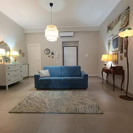Carolina - Elegante Duplex In Centro * カゼルタ
